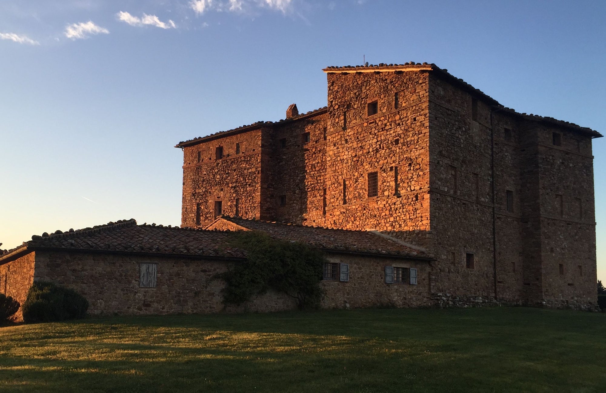 Castello Romitorio in de avondschemer