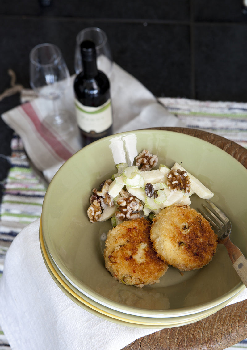 Tofuburger met waldorfsalade